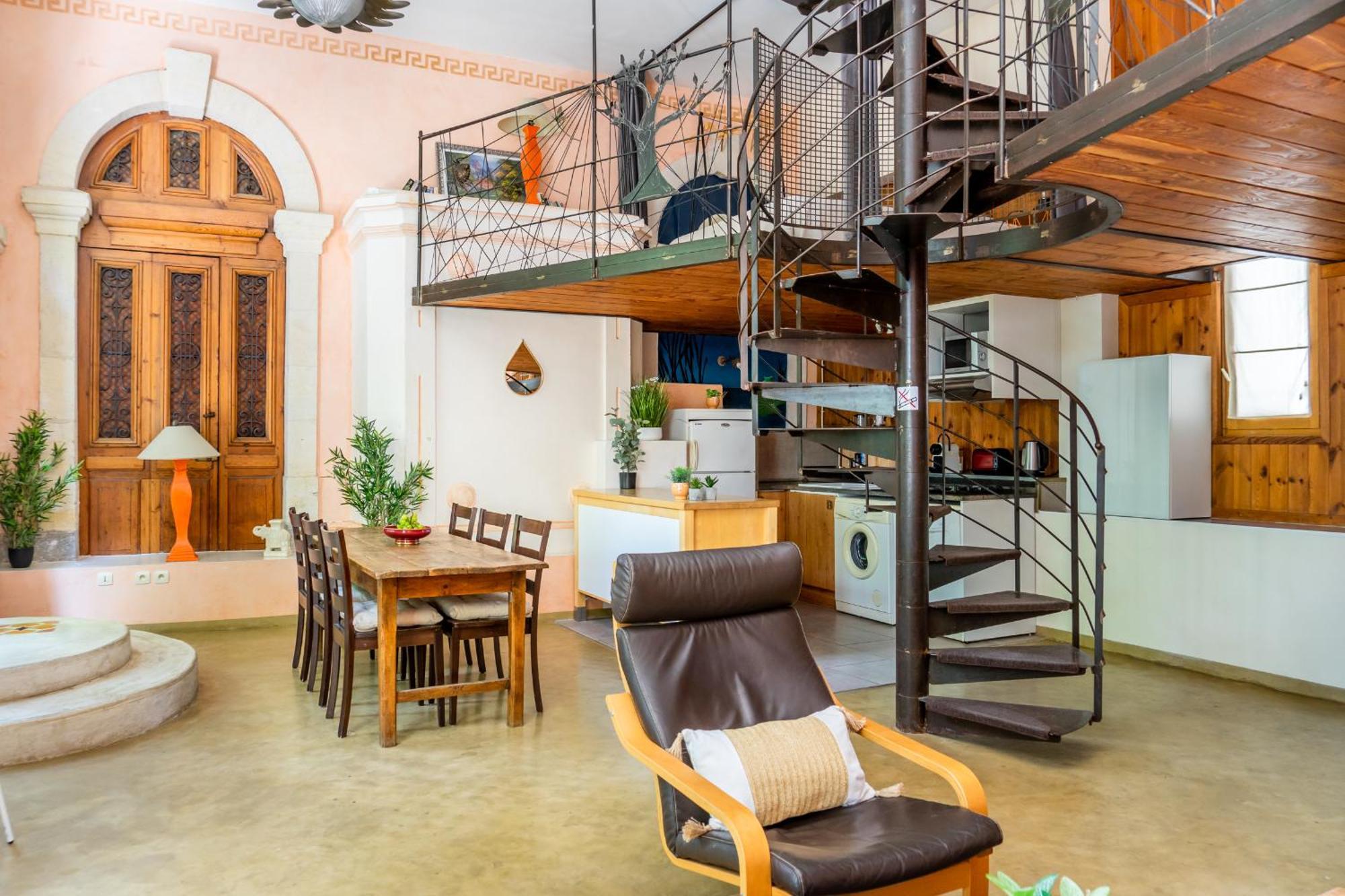 فيلا Ultimate Relaxation For Family Or Group At Renowned Couvent Des Ursulines, A Tranquil Escape In Historic Pézenas المظهر الخارجي الصورة