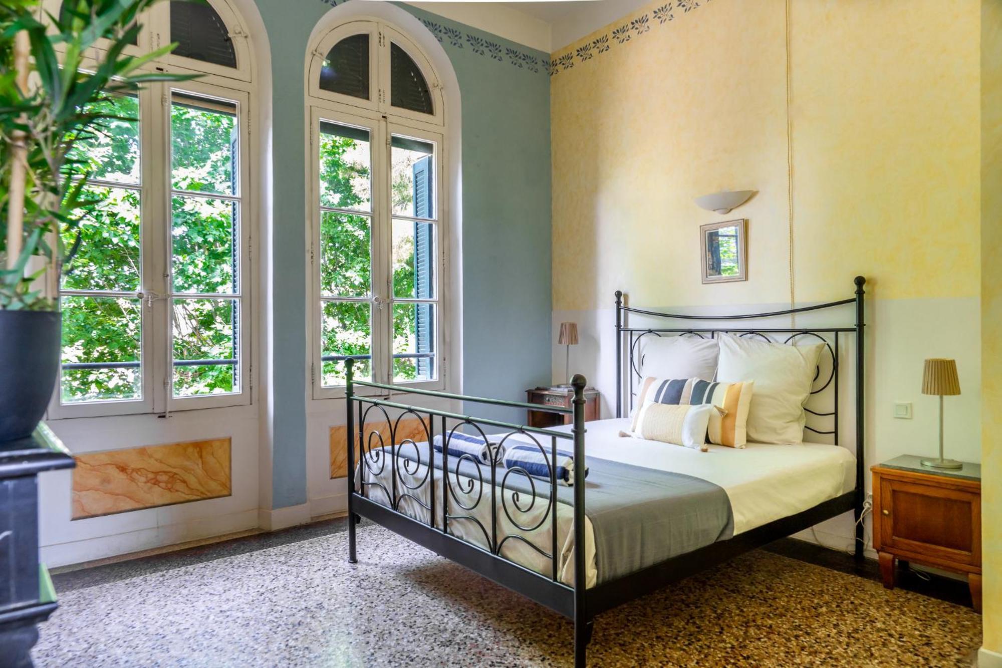 فيلا Ultimate Relaxation For Family Or Group At Renowned Couvent Des Ursulines, A Tranquil Escape In Historic Pézenas المظهر الخارجي الصورة