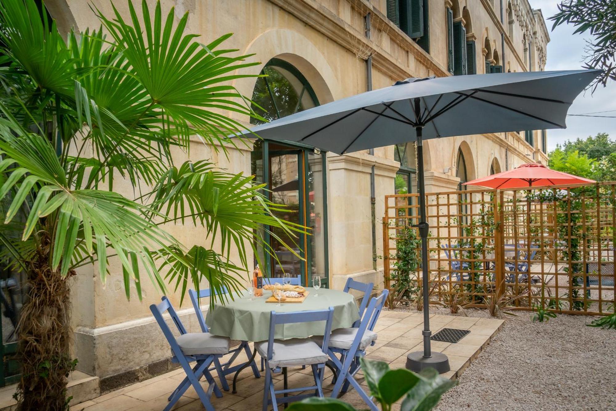 فيلا Ultimate Relaxation For Family Or Group At Renowned Couvent Des Ursulines, A Tranquil Escape In Historic Pézenas الغرفة الصورة